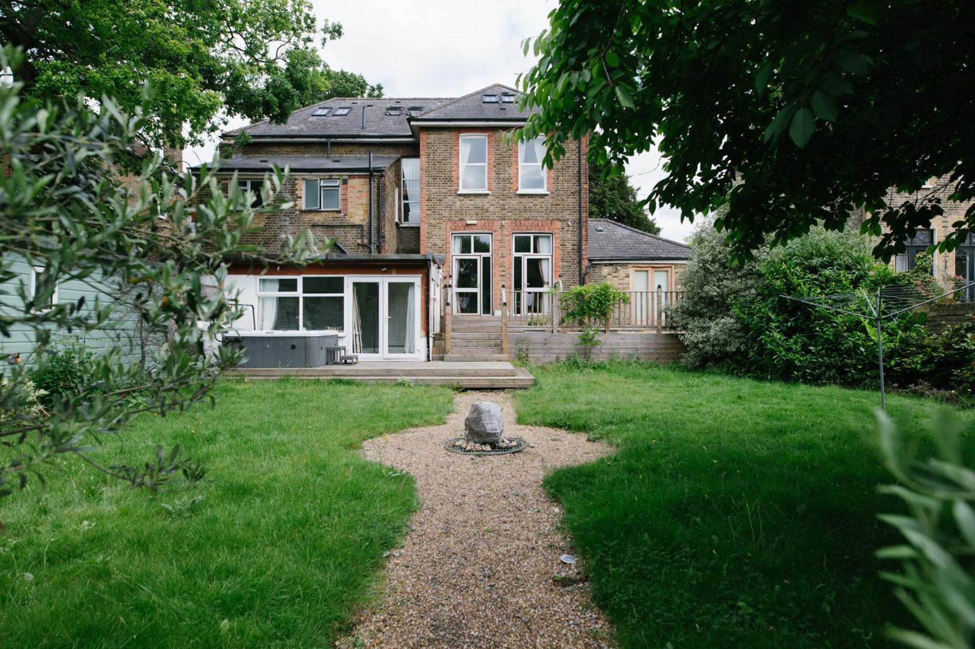 Ebs Hostel London Catford Eksteriør billede